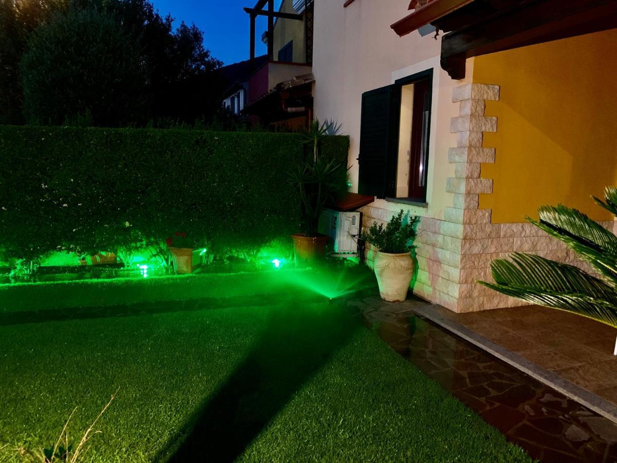 Casa Vacanza V&G Domus De Maria Exteriér fotografie
